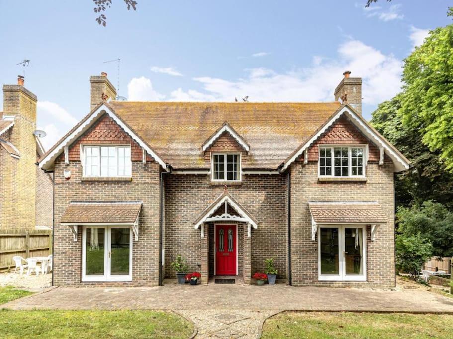 Large Coastal Cottage, Private Indoor Pool, Hut Tub, Sauna And Steam Pod Weymouth Exterior photo